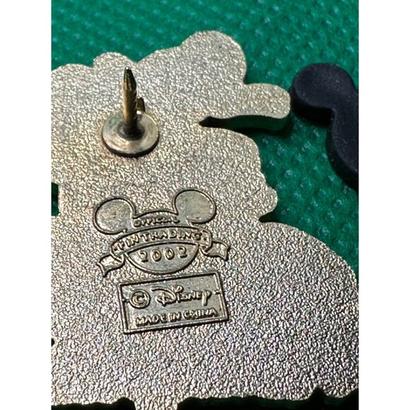 2002 Vtg Walt Disney World WDW Donald Duck Disney trading Pin badge - Picture 9 of 10